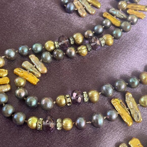 Hand Knotted Mixed Pearl Long Necklace with Real Hourglass Pendant OOAK - Picture 6 of 7